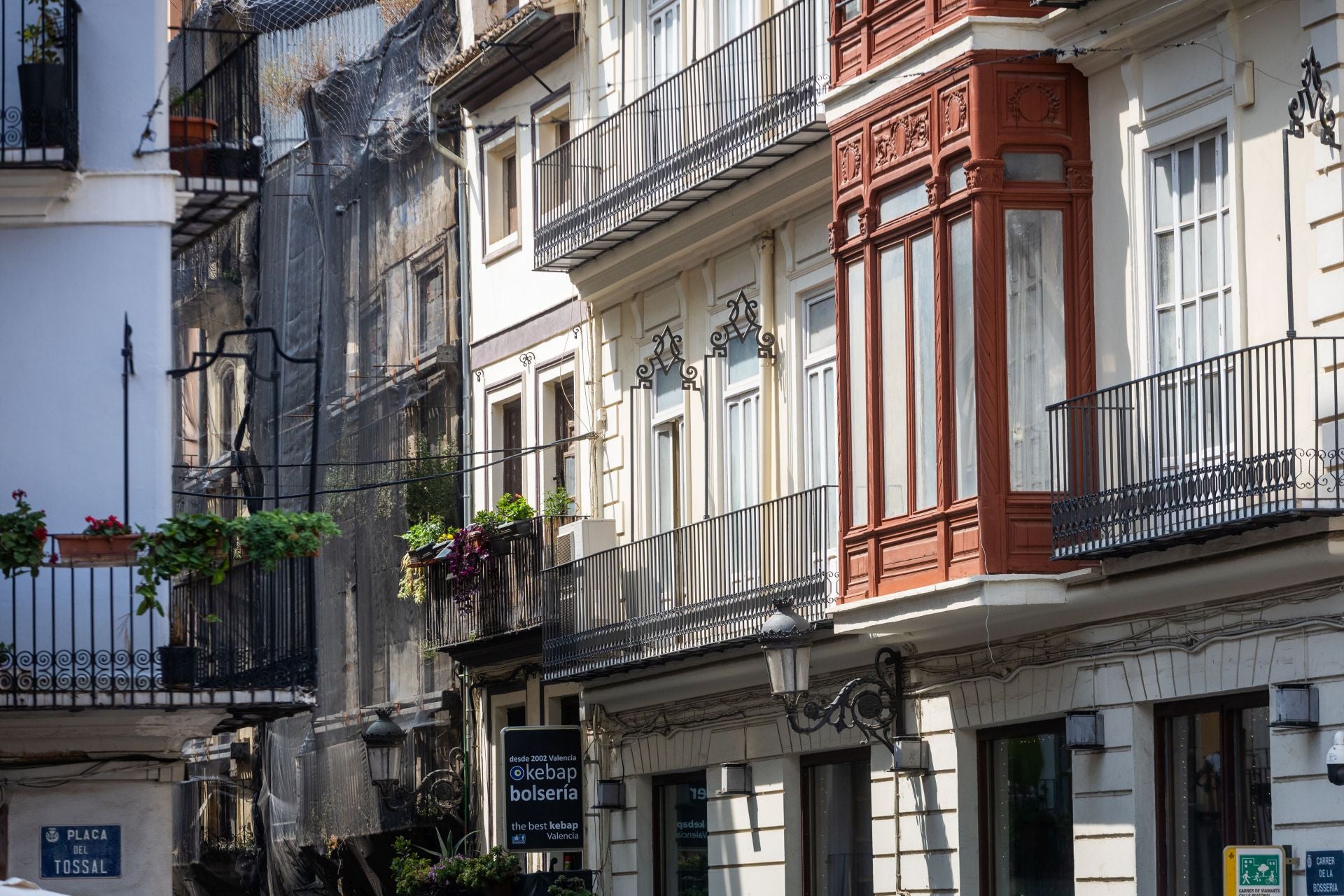 FOTOS | Los apartamentos turísticos copan el centro de Valencia