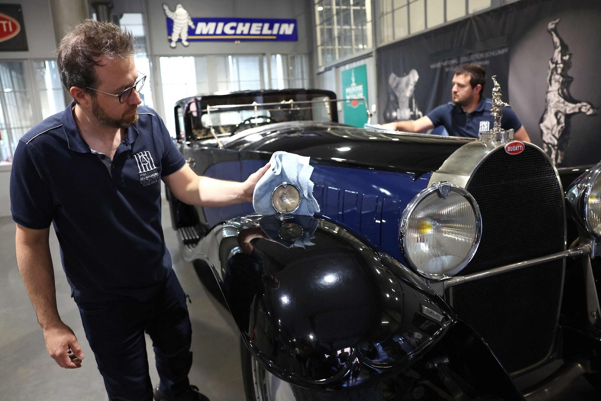 La puesta a punto de uno de los coches más lujosos del mundo
