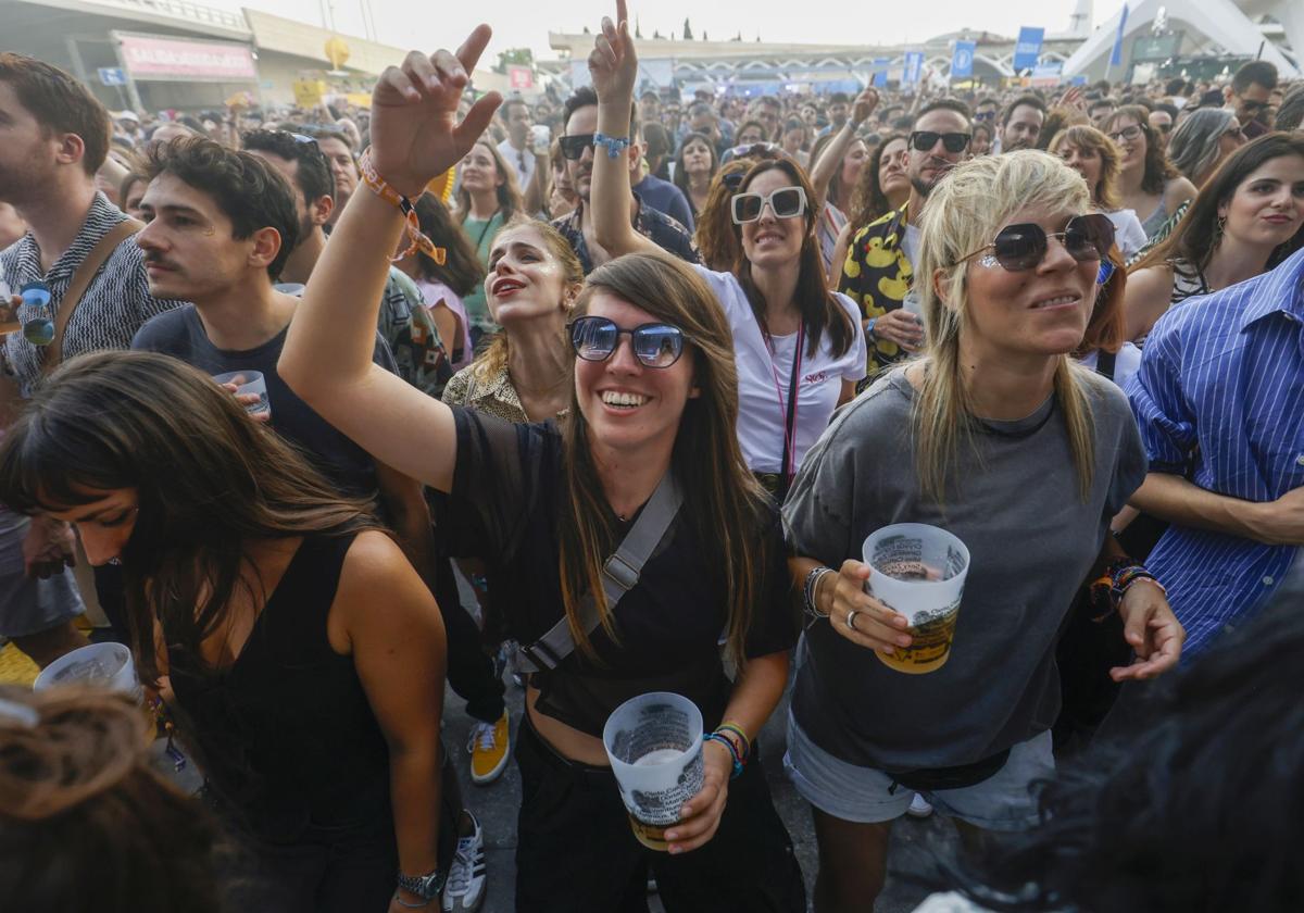 Un comando indie toma la Ciutat de Les Arts