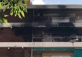 FOTOS | Un incendio en Campanar obliga a desalojar un edificio de 14 plantas