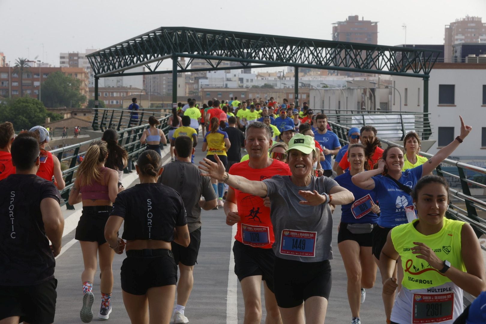 Búscate en la &#039;Carrera por la Solidaridad&#039; en Valencia