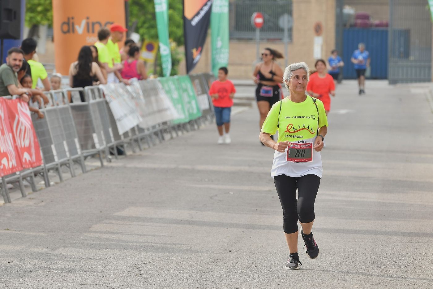 Búscate en la &#039;Carrera por la Solidaridad&#039; en Valencia