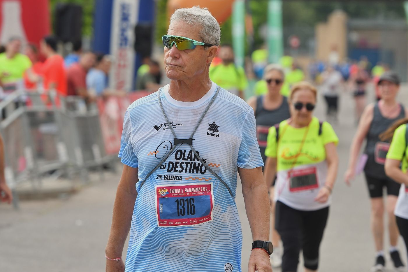 Búscate en la &#039;Carrera por la Solidaridad&#039; en Valencia