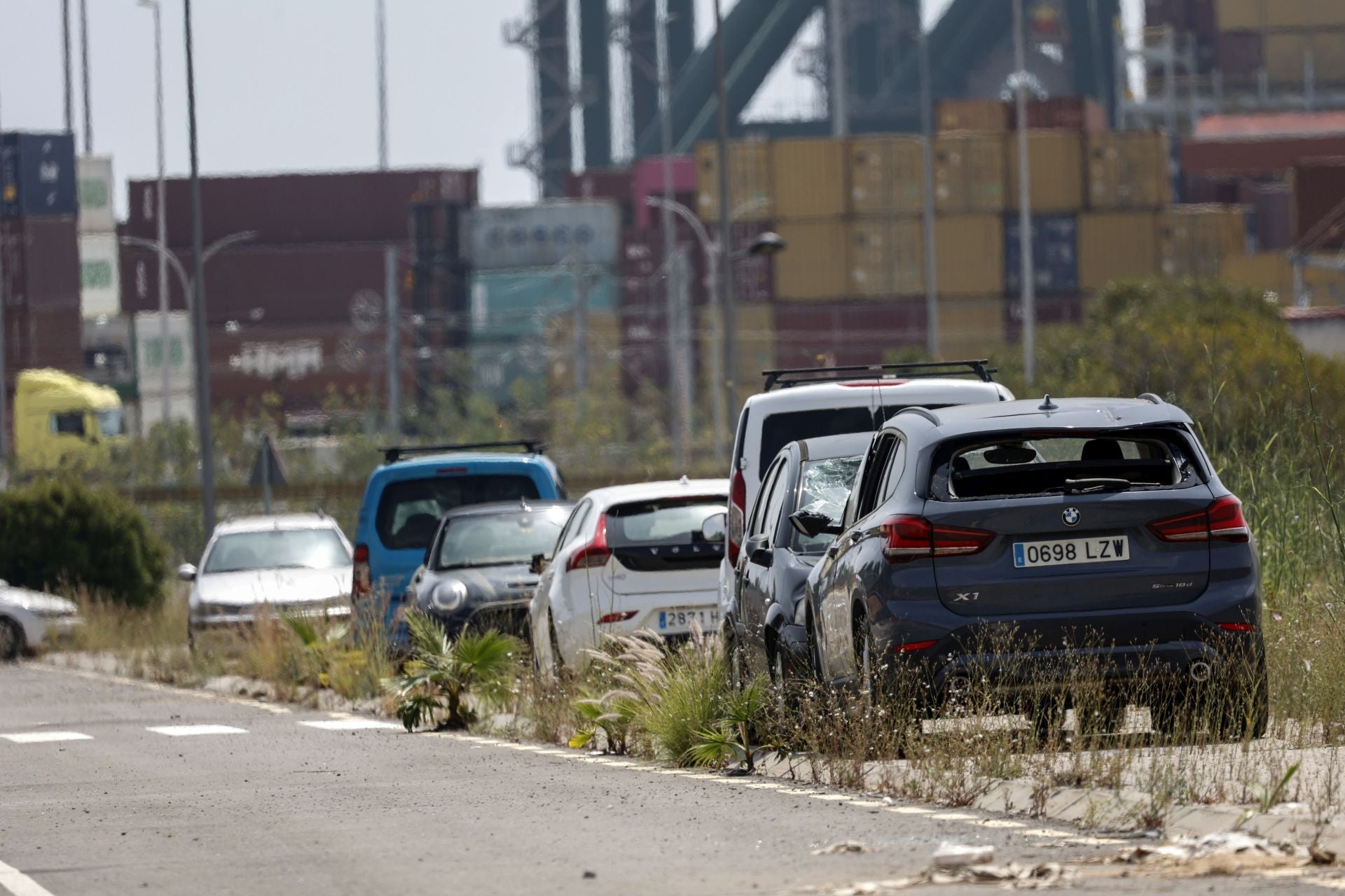 FOTOS | Coches afectados por la DANA, ocho meses después en la ZAL del puerto de Valencia