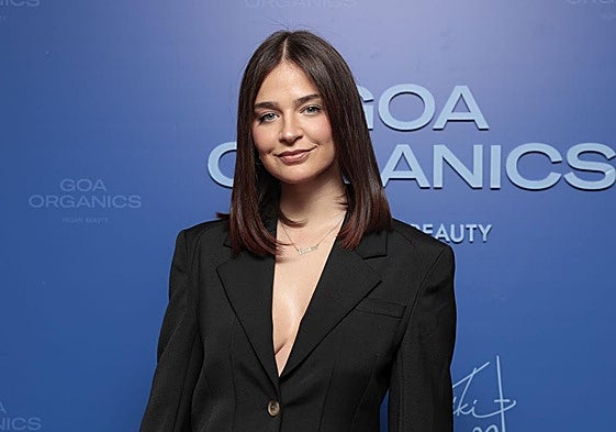 Laura Escanes en el photocall del evento Goa con motivo de los premios Goya en Granada en febrero de 2025.