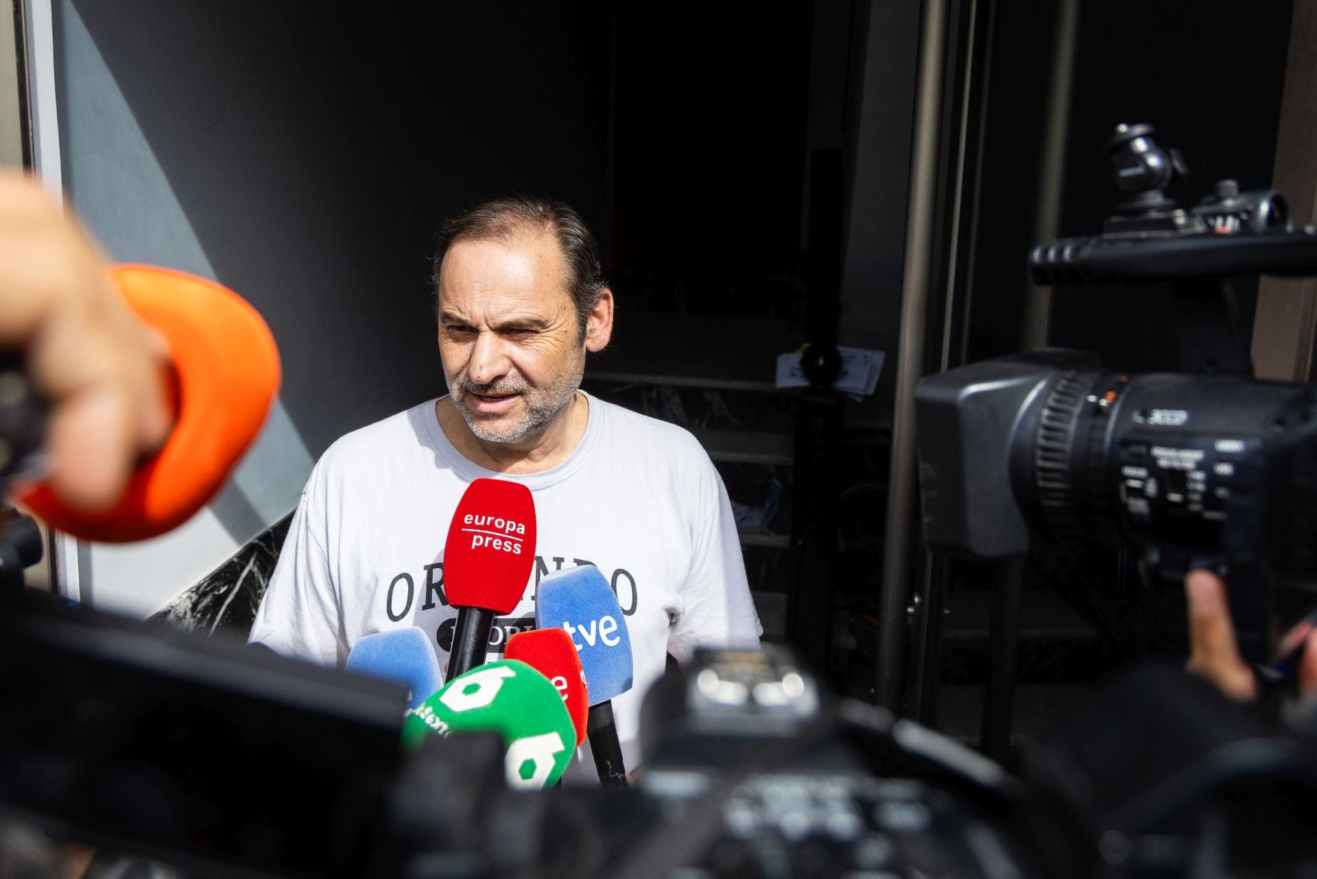La UCO registra la casa de Ábalos en Valencia en busca de pruebas del pago de comisiones en el &#039;caso Koldo&#039;