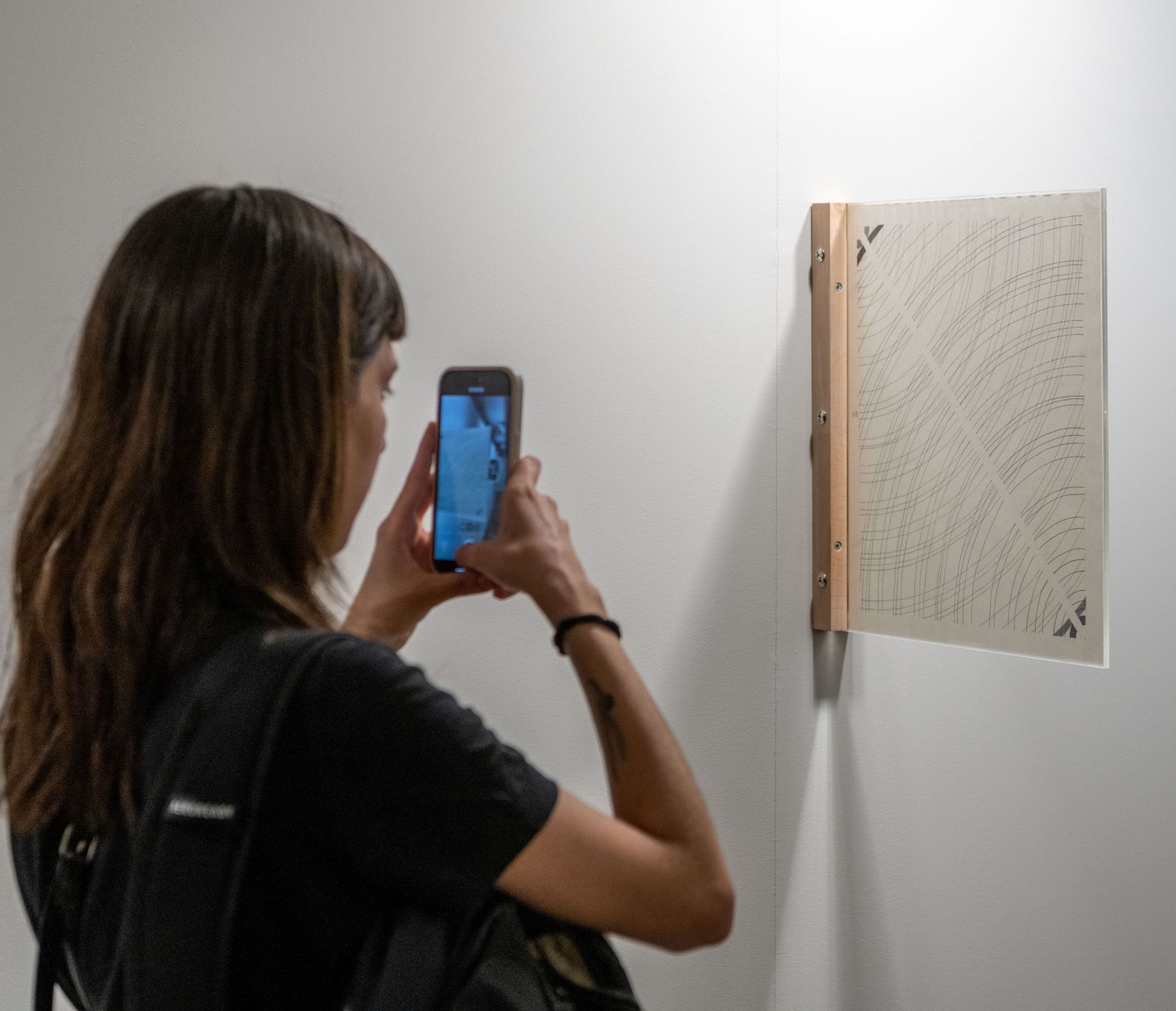 Imagen secundaria 1 - Una exposición «incómoda» de ver