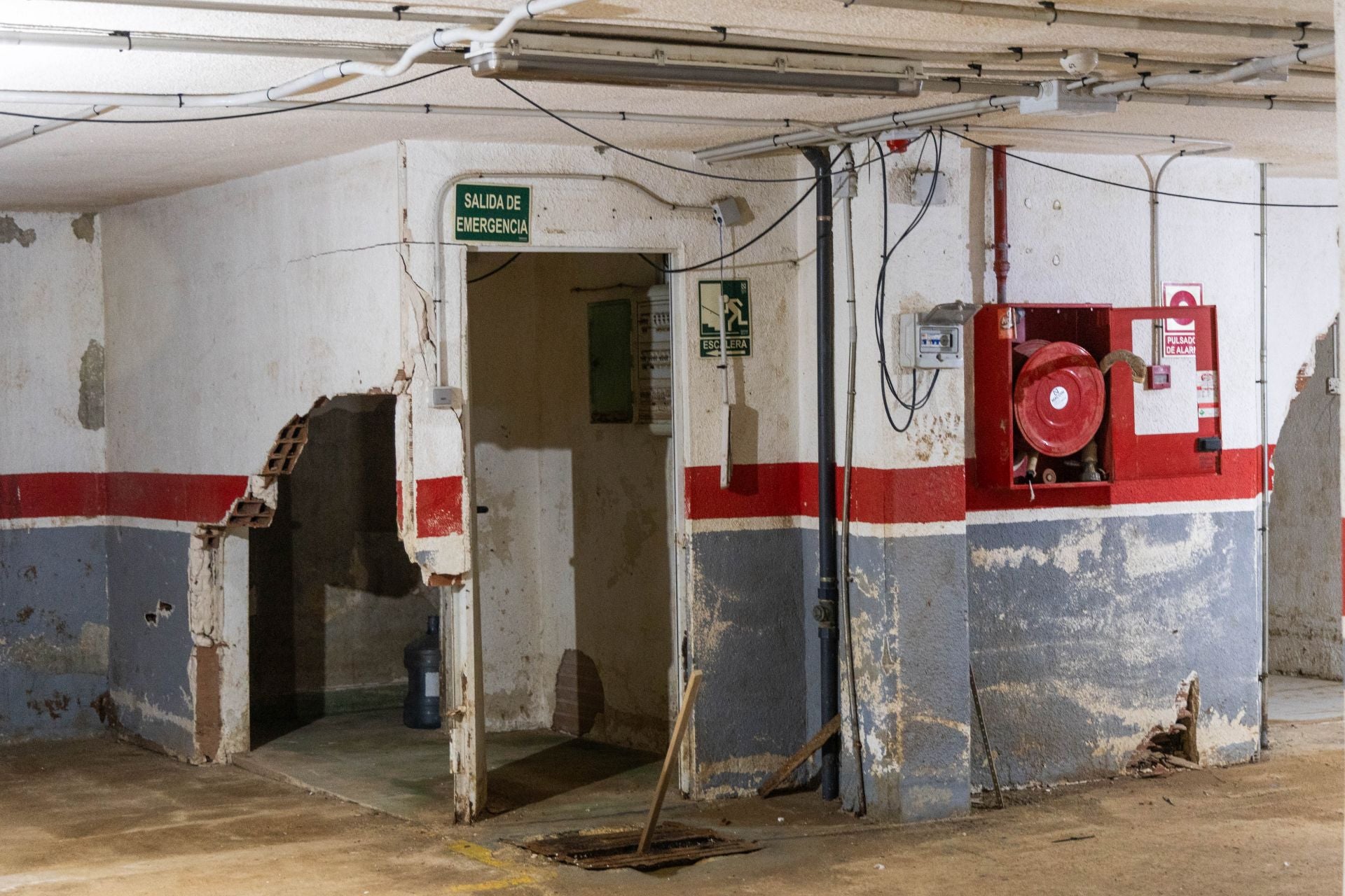FOTOS | Un garaje apocalíptico en el barrio de La Torre