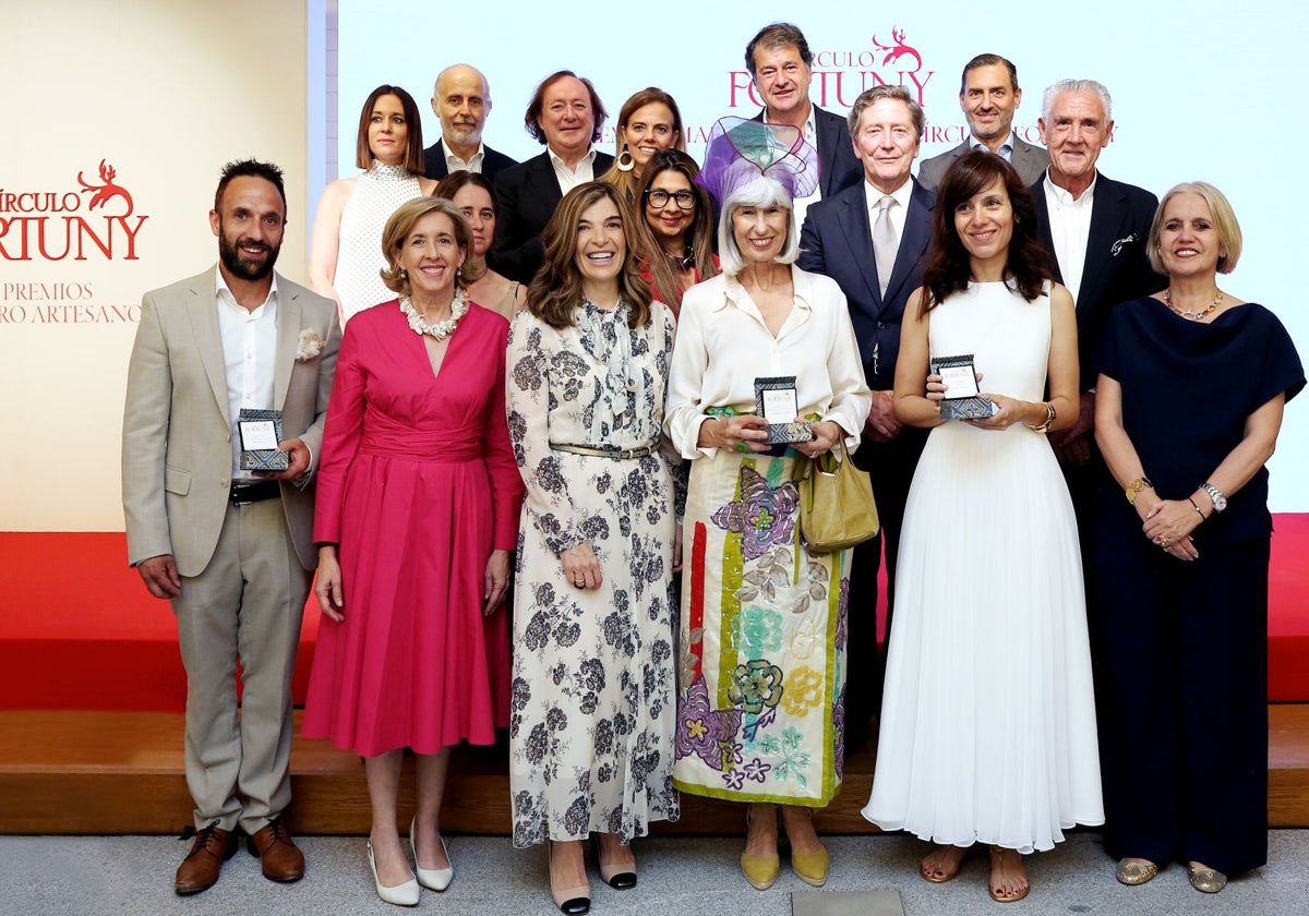 Foto de familia del evento.