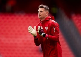 Julen Agirrezabala, con el Athletic Club.