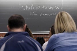 Un examen de oposición en Valencia, en una imagen de archivo.