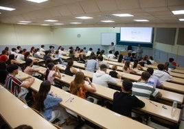 Alumnos durante la PAU 2025.
