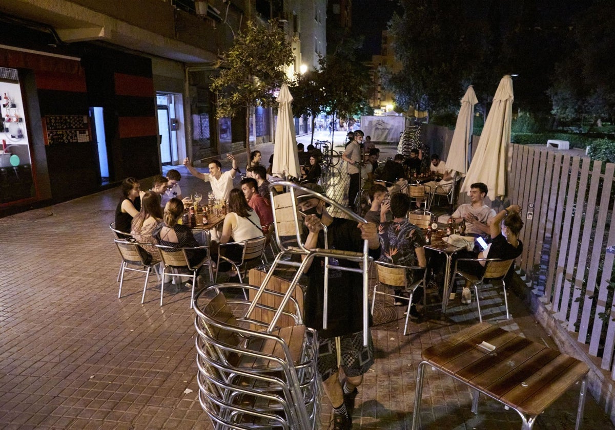 Zona de terraza, en la plaza de Honduras.