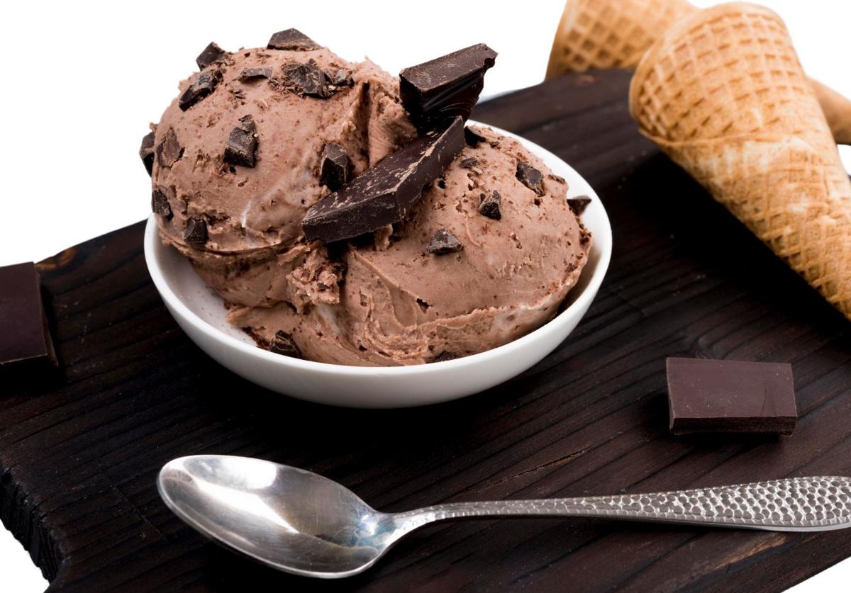 ¿El mejor helado de supermercado?: la OCU señala esta tarrina de chocolate de 2,65 euros