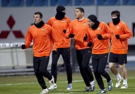 Jugadores del Valencia CF durante un entrenamiento.