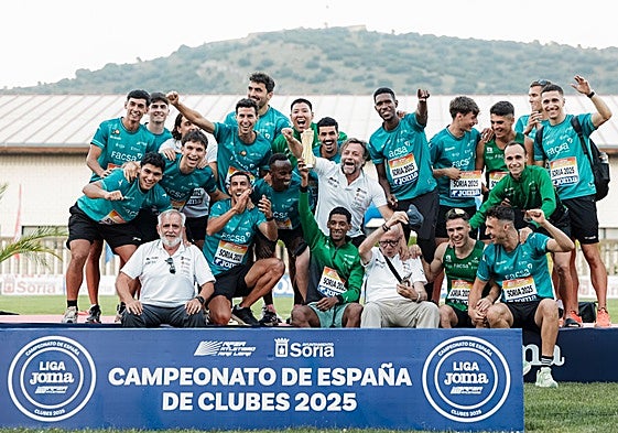 El Facsa Playas de Castellón, celebrando el título en Castellón.