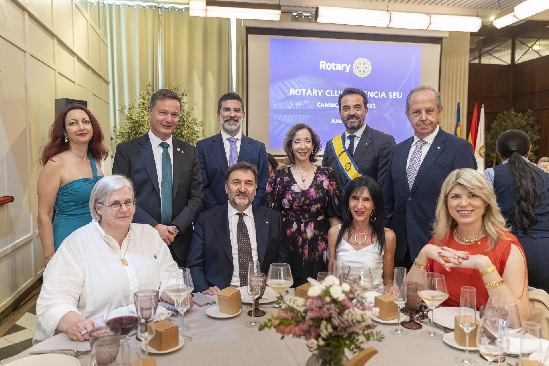 Los apellidos que han apoyado la creación del nuevo Rotary Club de Valencia Seu.