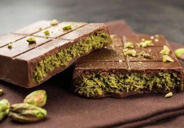 Un experto alerta sobre el consumo del Chocolate Dubái de marcas blancas: «Es esencial pararse a leer...»