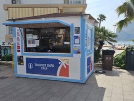 Punto de información turística en Calpe.