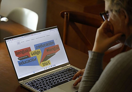 Portal habilitado para votar en la consulta de mediados del curso.