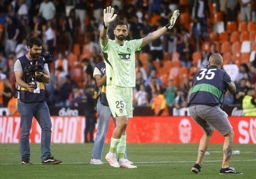 La emotiva despedida de Mamardashvili: «El Valencia siempre estará en mi corazón»