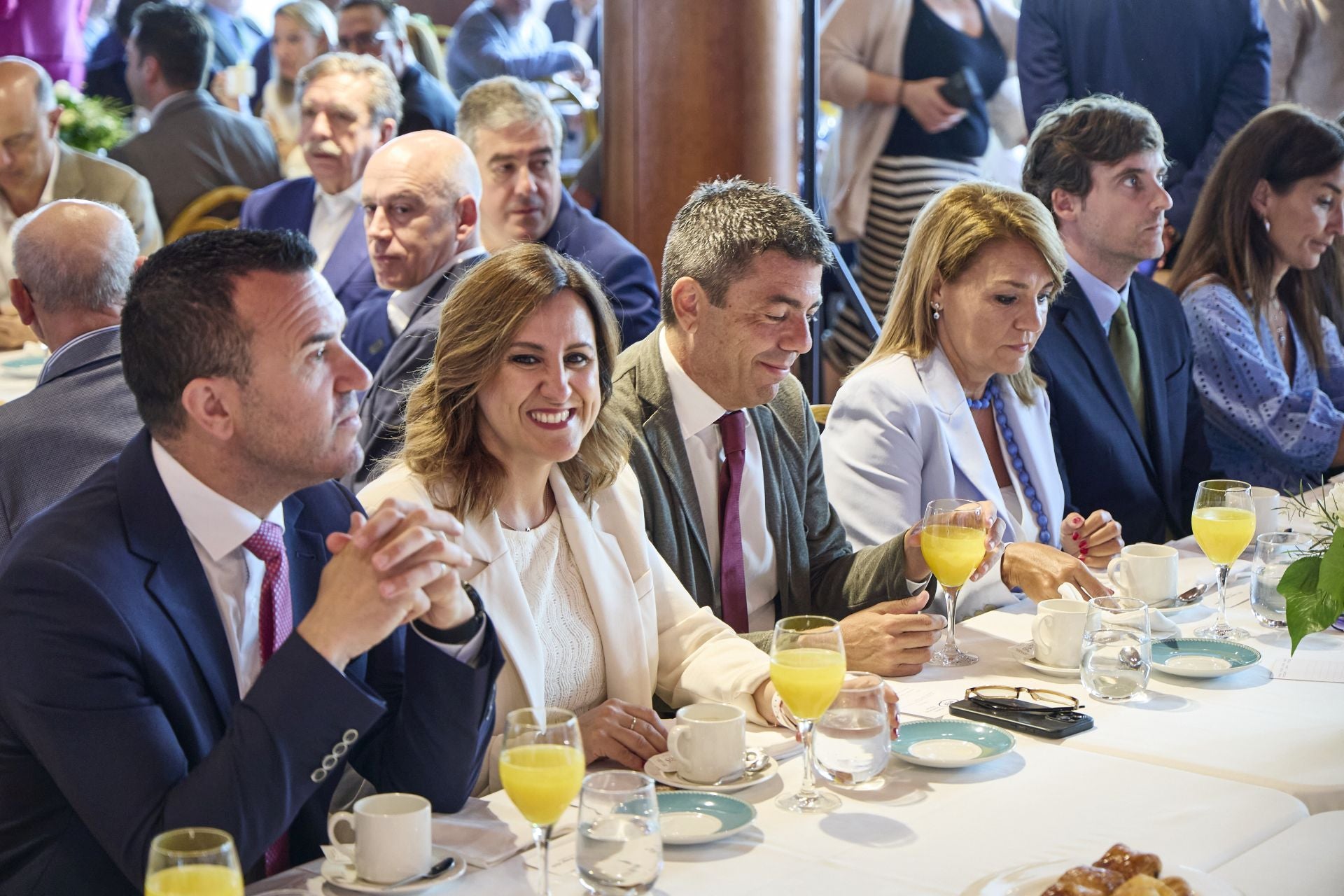 El desayuno informativo de Nueva Economía Fórum, en imágenes