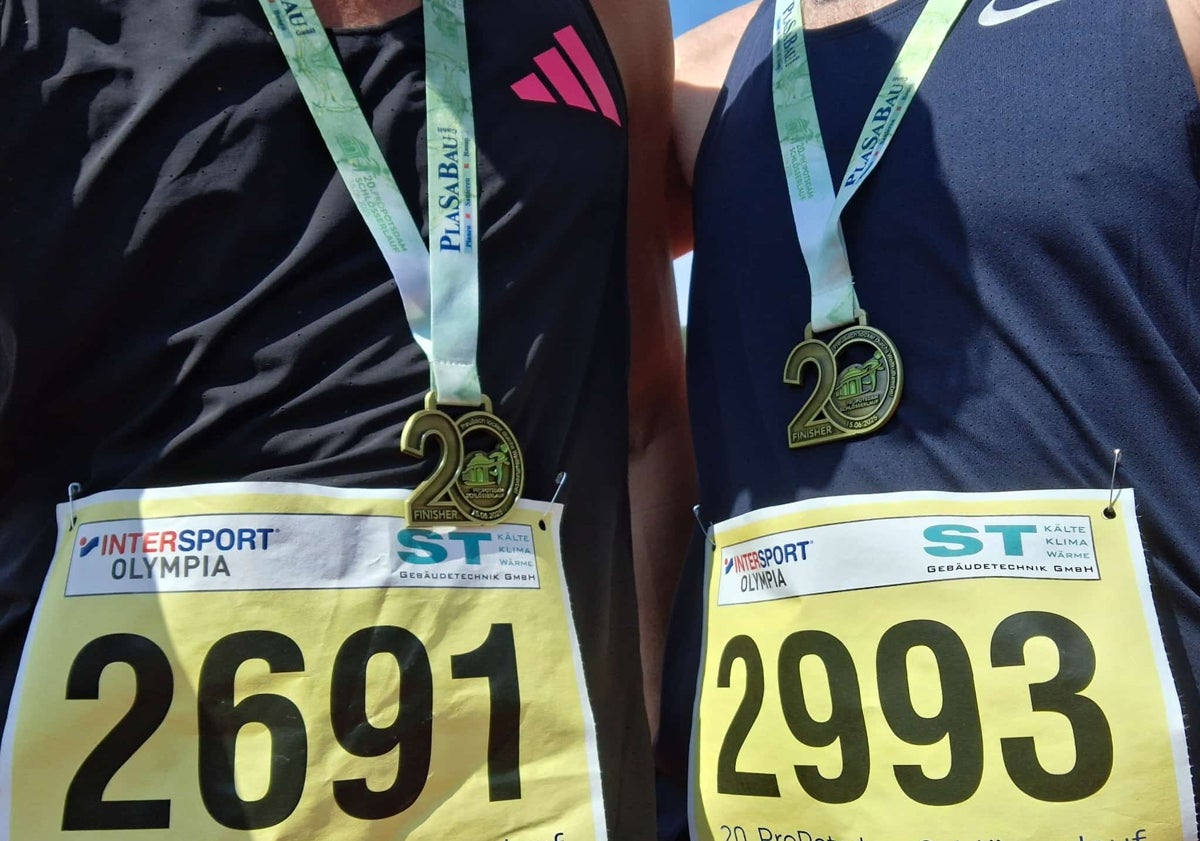 Imagen principal - La impactante y única media maratón de los castillos