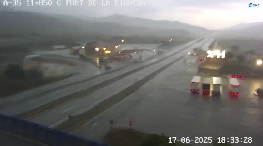 Las tormentas dejan incidencias en varios puntos de la Comunitat
