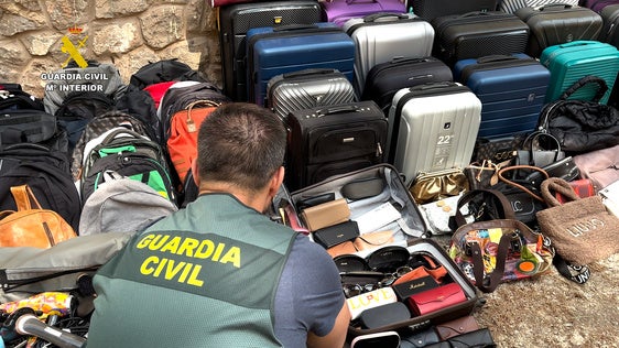 Parte de los objetos recuperados.
