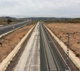 Obras en la vía Xàtiva-la Encina.