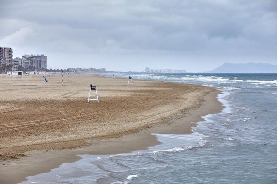 Playa de Gandia en una imagen de archivo.