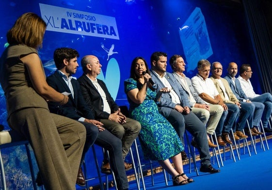Intervención de la alcaldesa de Catarroja, Lorena Silvent, en la participación de los Ayuntamientos.