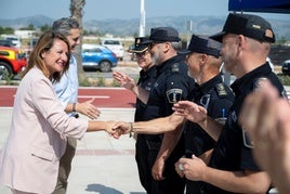 Begoña Carrasco presenta el dispositivo de playas
