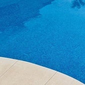 Muere una niña de 14 años ahogada en una piscina de Torrent