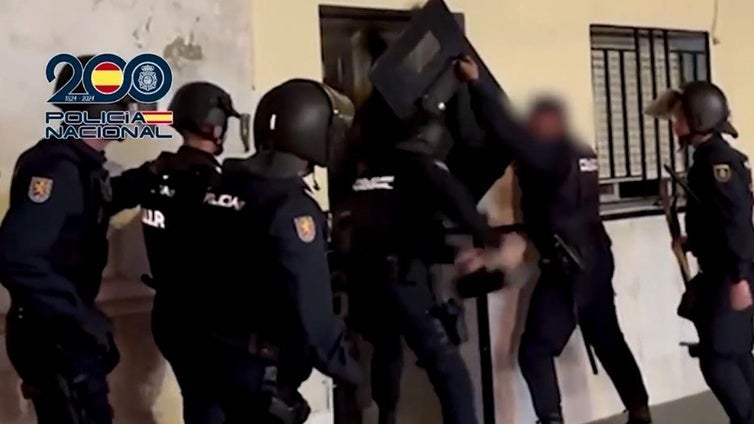 Un golpe policial a la ruta de cocaína del 'Teddy' por el Guadiana destapa una red de blanqueo