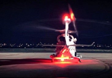 El helicóptero de Salvamento Marítimo evacuó a la bebé y a su madre al Hospital La Fe.