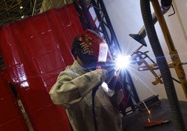 El sector del metal valenciano teme un encarecimiento de las materias primas por el conficto con Irán.