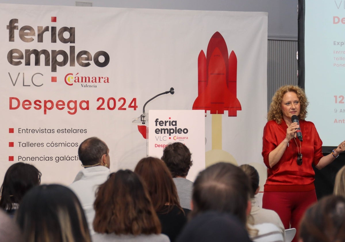 Torrent impulsa el talento sénior con una nueva edición de la feria de empleo «Encuentros 45+»