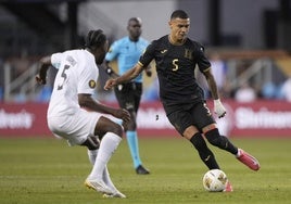 Kervin Arriaga, con Honduras ante Curazao.