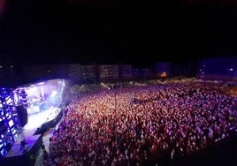 Actuación de la Orquesta Panorama.