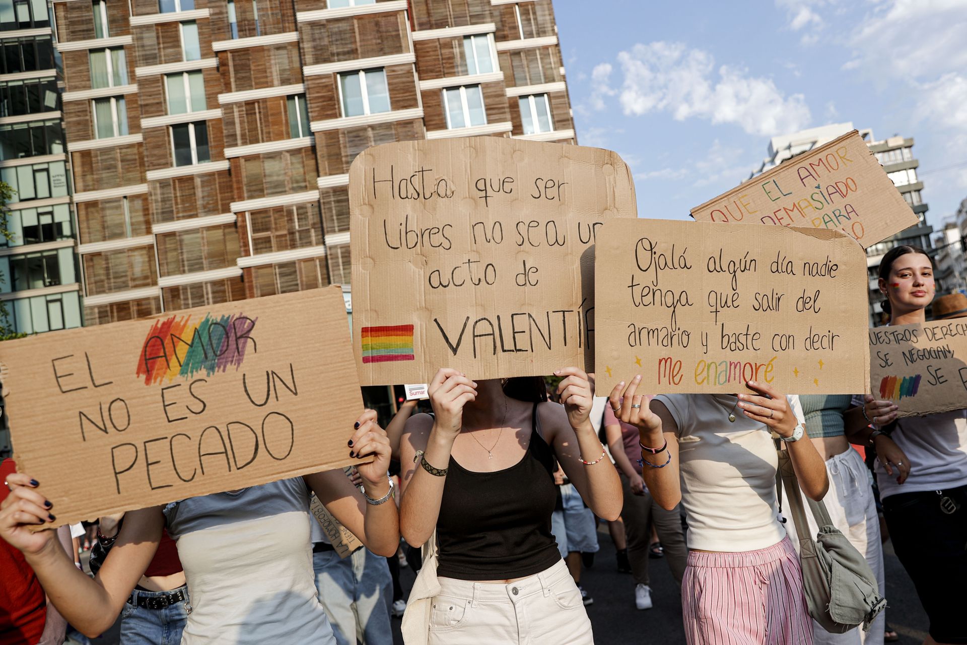 FOTOS | Manifestación del Orgullo 2025 en Valencia