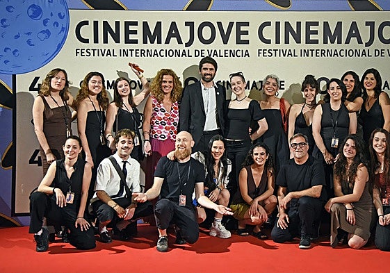 Los premiados en el festival Cinema Jove.