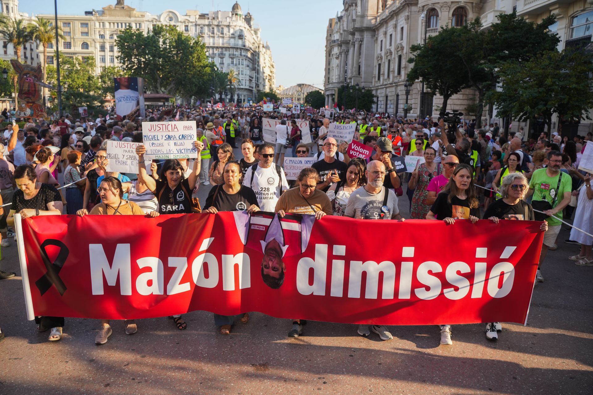 FOTOS | Octava manifestación contra la gestión de la dana en Valencia