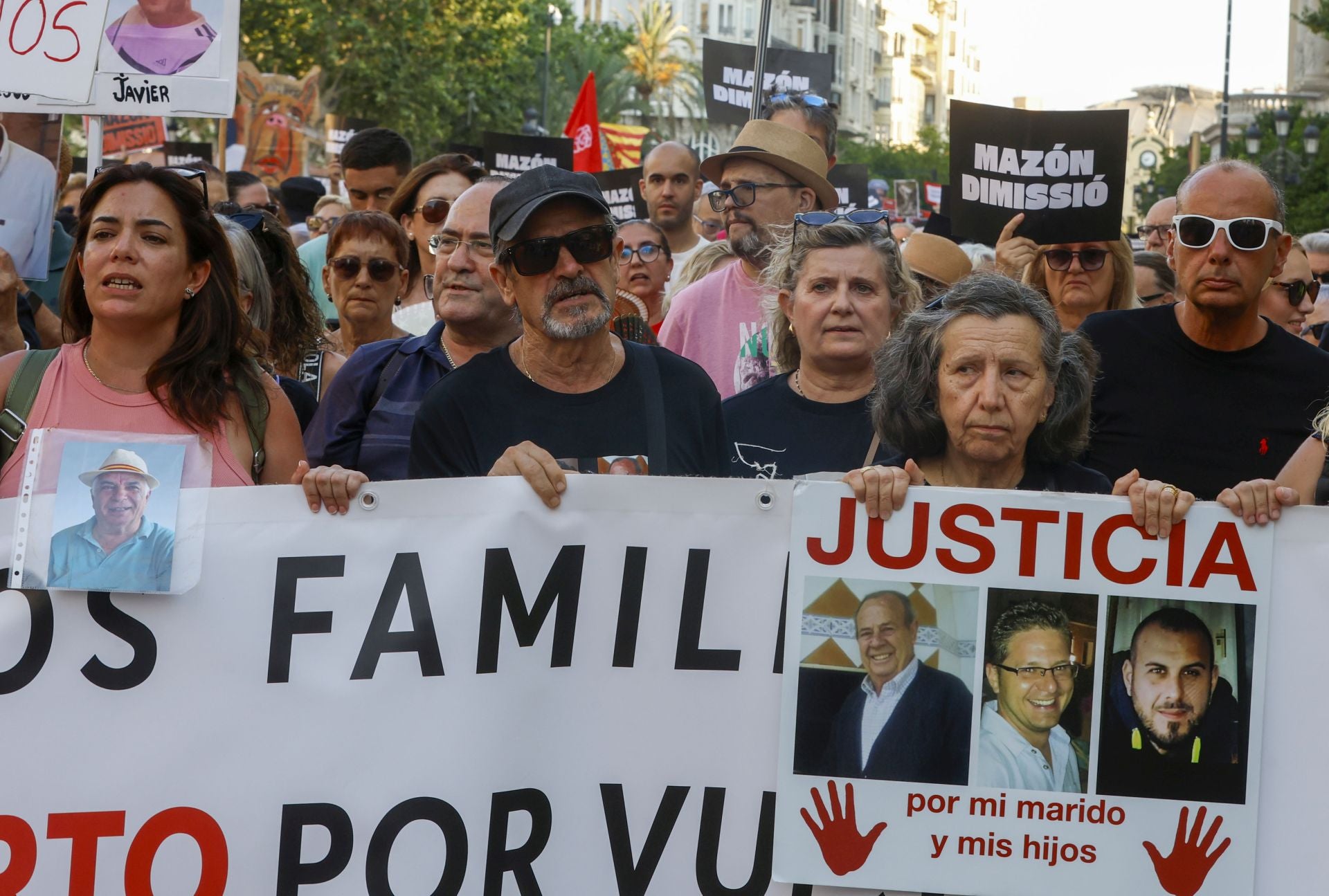 FOTOS | Octava manifestación contra la gestión de la dana en Valencia