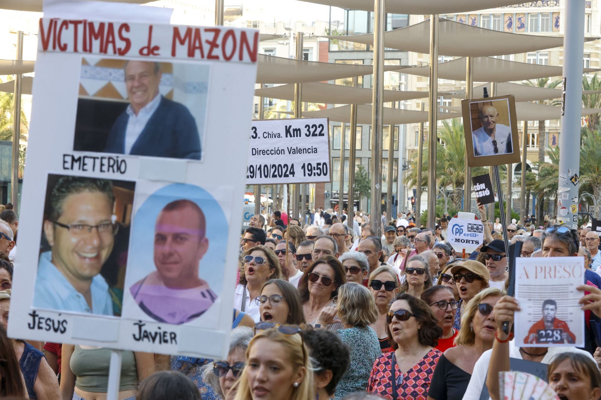 FOTOS | Octava manifestación contra la gestión de la dana en Valencia