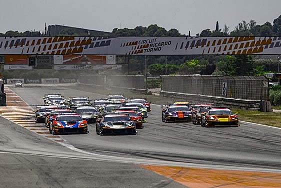 Segunda carrera del Trofeo Pirelli.