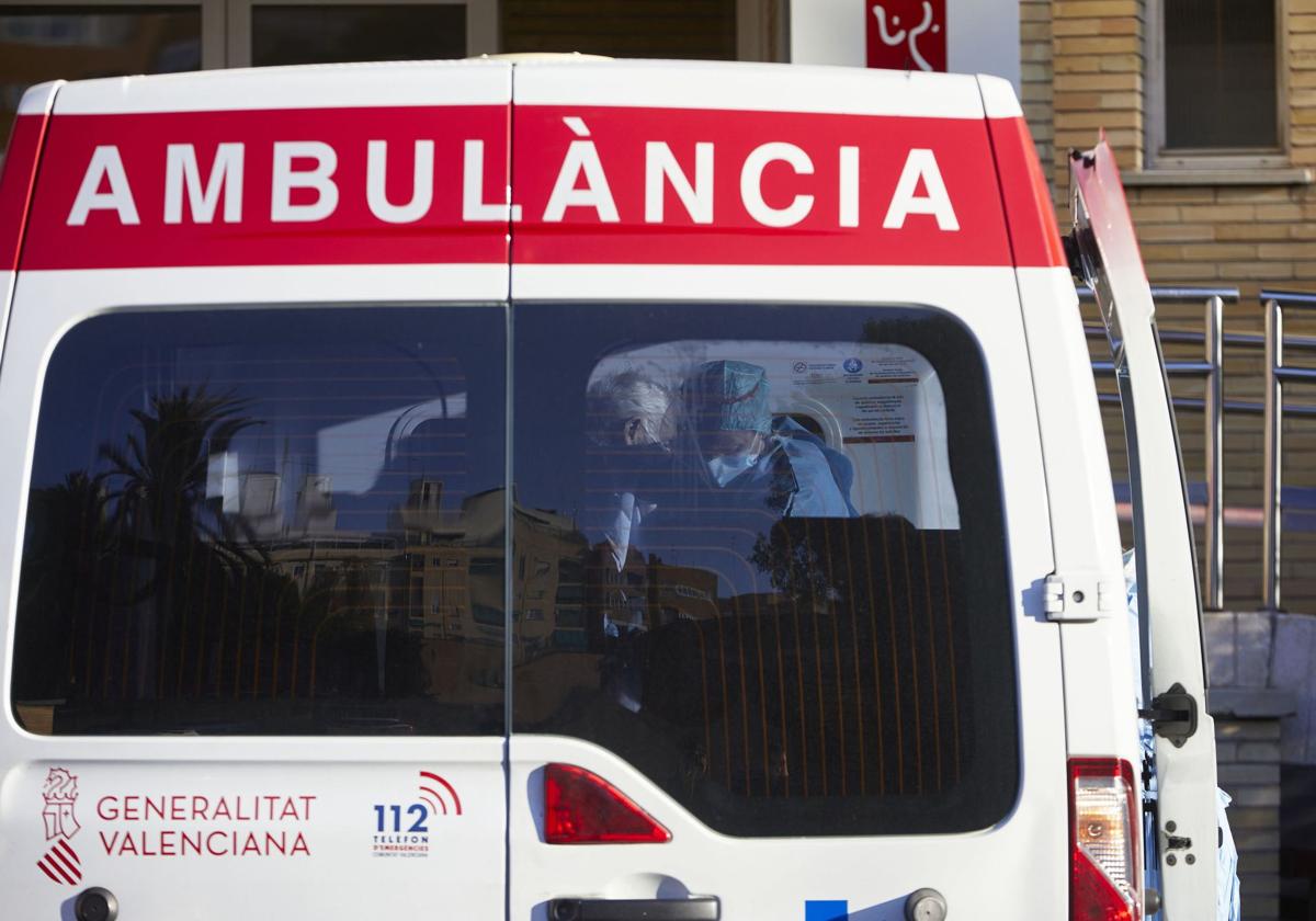 Una ambulancia en una imagen de archivo.