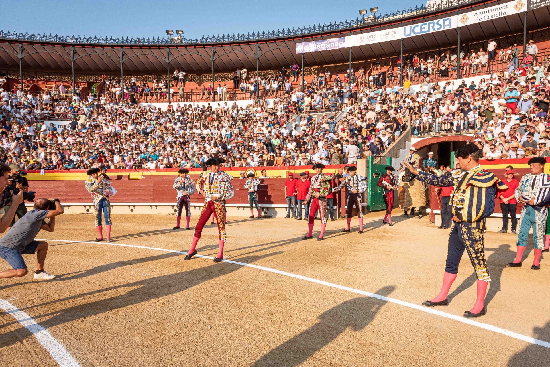 La plaza de toros de Castellón se viste de gala en su homenaje a Manuel Colonques
