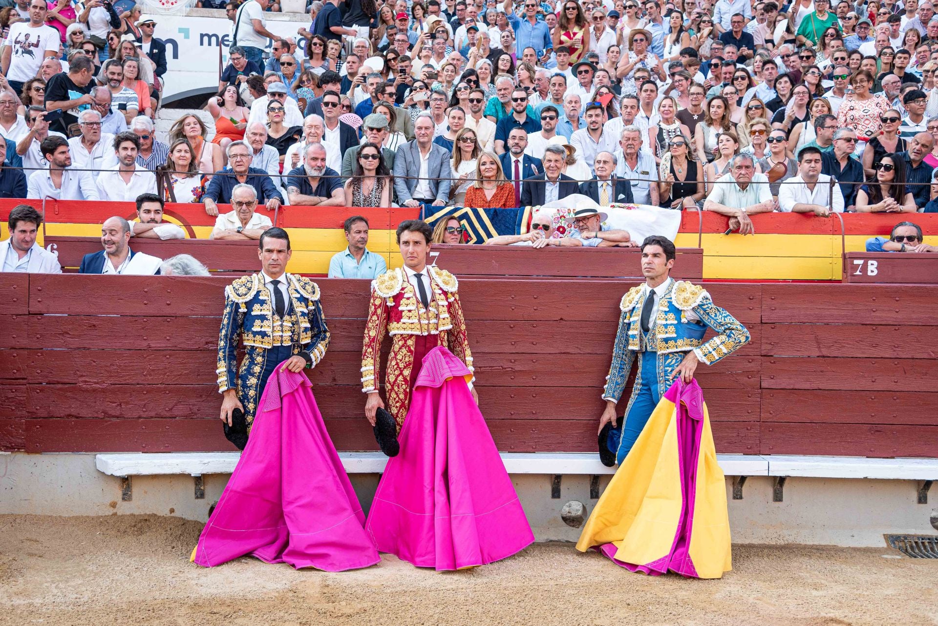 La plaza de toros de Castellón se viste de gala en su homenaje a Manuel Colonques