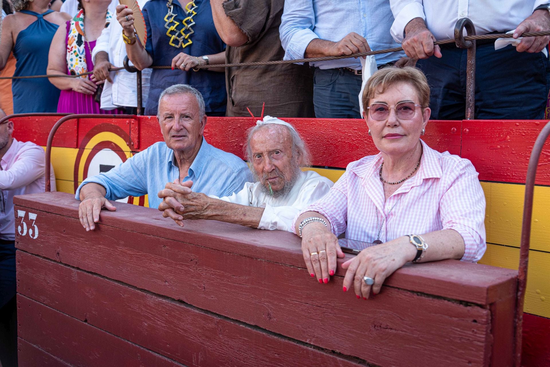 La plaza de toros de Castellón se viste de gala en su homenaje a Manuel Colonques